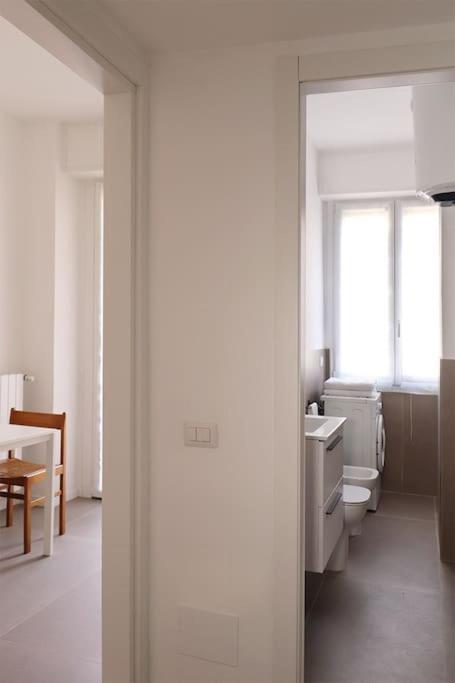 Bilocale Metro 4 Blu Frattini - Airport Linate Appartement Milaan Buitenkant foto