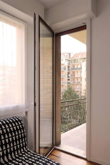 Bilocale Metro 4 Blu Frattini - Airport Linate Appartement Milaan Buitenkant foto